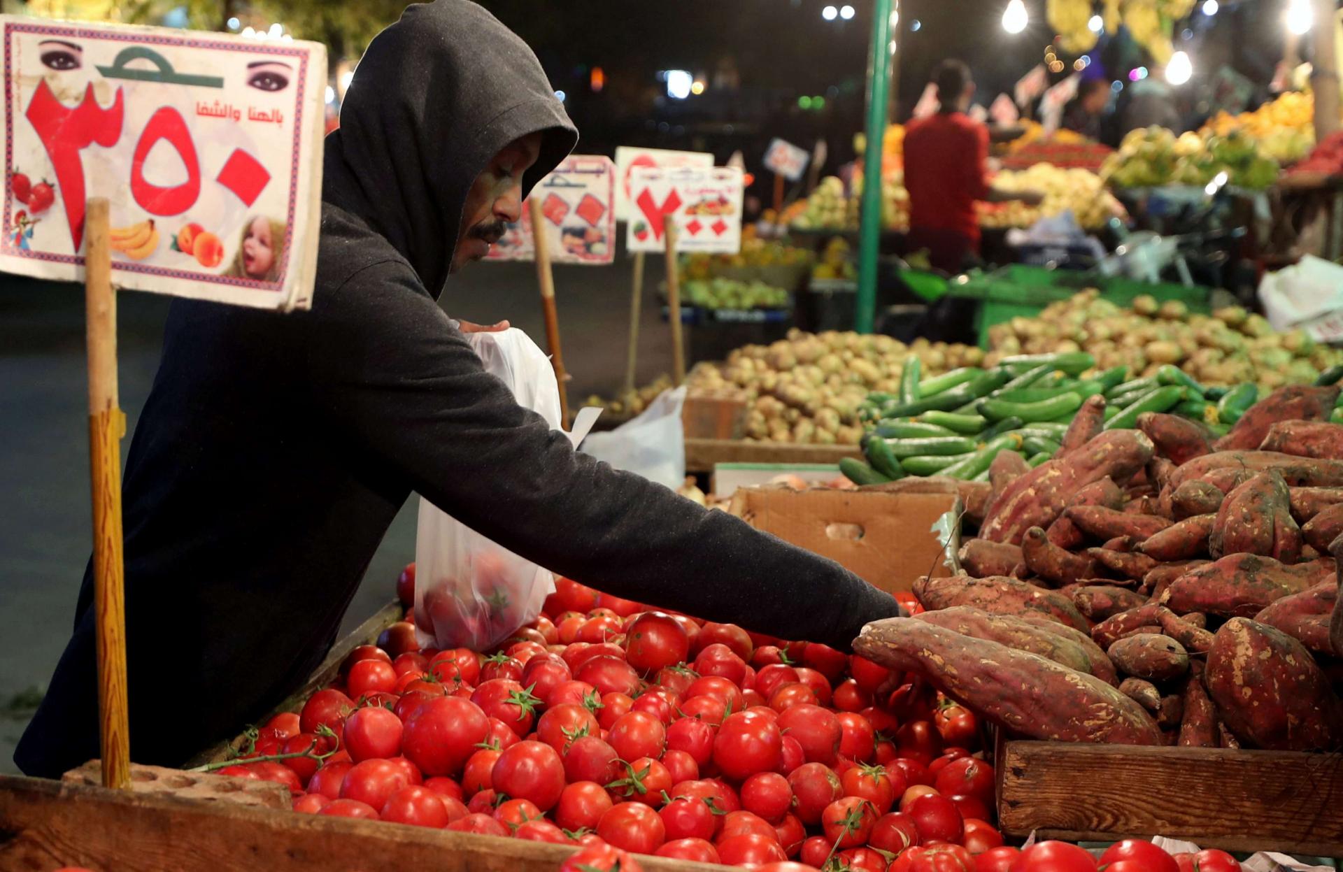 ارتفاع سعر اللحوم والدواجن في فبراير 25% والخبز 14.2% والسكر 6.9%